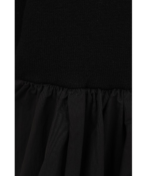 CLANE(クラネ)の「DOCKING POWERSHOULDER KNIT TOPS(ニット/セーター・レディース・ブラック/アイボリー/ベージュ・2/1)」の18枚目の写真