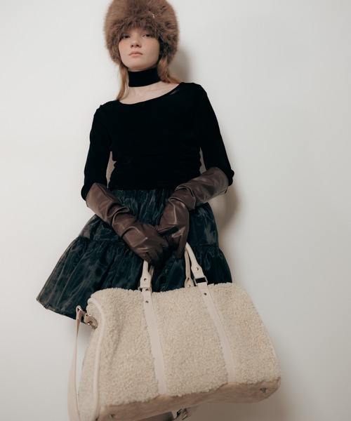 Carmelo（カーメロ）の「Poodle traveling bag / プードル ボア ボストンバッグ（ショルダーバッグ・レディース・アイボリー/ブラック・FREE）」の8枚目の写真