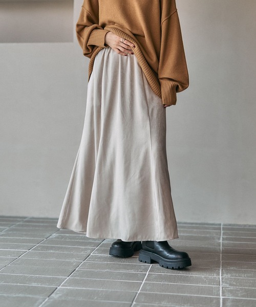 LEPSIM（レプシィム）の「ハギハギサテンフレアスカート　600161（スカート・レディース・チャコールグレー/アイボリー/ブラウン・FREE）」の2枚目の写真