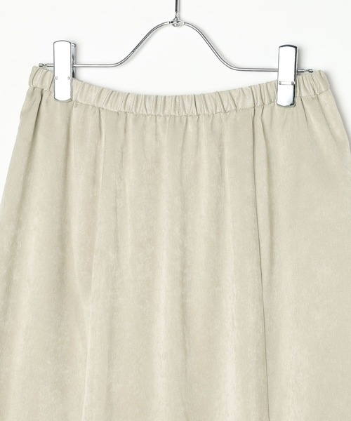 LEPSIM（レプシィム）の「ハギハギサテンフレアスカート　600161（スカート・レディース・チャコールグレー/アイボリー/ブラウン・FREE）」の5枚目の写真