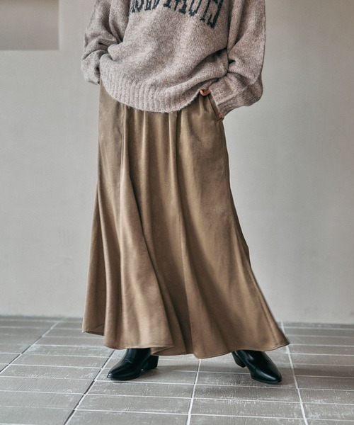 LEPSIM（レプシィム）の「ハギハギサテンフレアスカート　600161（スカート・レディース・チャコールグレー/アイボリー/ブラウン・FREE）」の20枚目の写真