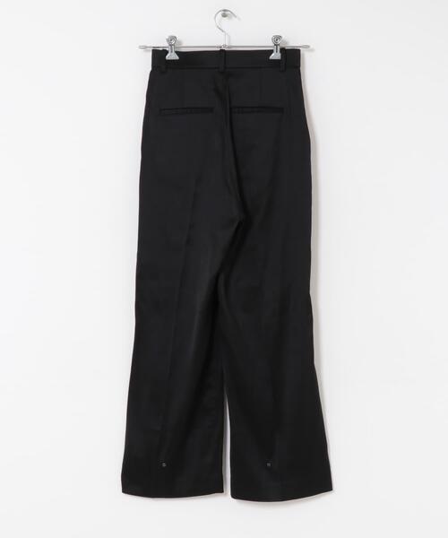 URBAN RESEARCH ROSSO WOMEN(アーバンリサーチ ロッソ)の「ウール混2WAYサテンパンツ(その他パンツ・レディース・ブラック/オフホワイト・36/38)」の20枚目の写真