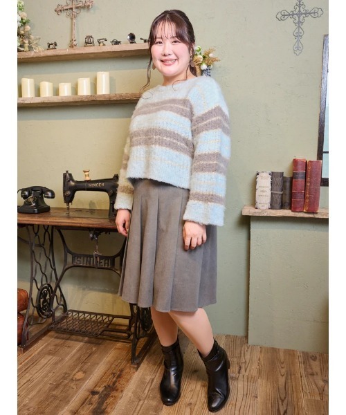 Re-J&SUPURE(リジェイアンドスプル)の「【大きいサイズ】【Komachiコラボ】膝丈プリーツスカート(スカート・レディース・ダークグレー/ブラック・XXXX-LARGE/XXX-LARGE/XX-LARGE)」の9枚目の写真