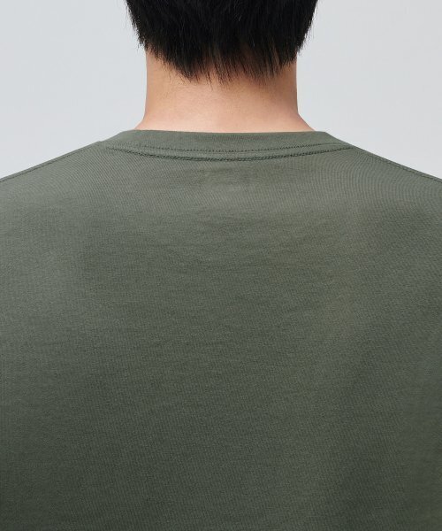 MUSINSA STANDARD（ムシンサスタンダード）の「ベーシック長袖Tシャツ[ライトカーキ]（Tシャツ/カットソー・メンズ・その他・SMALL/MEDIUM/LARGE）」の4枚目の写真