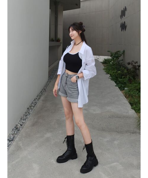 AVANDRESS(アバンドレス )の「POCKET MINI SUEDE PLEATS SKIRT KHAKI(スカート・レディース・カーキ・LARGE)」の5枚目の写真