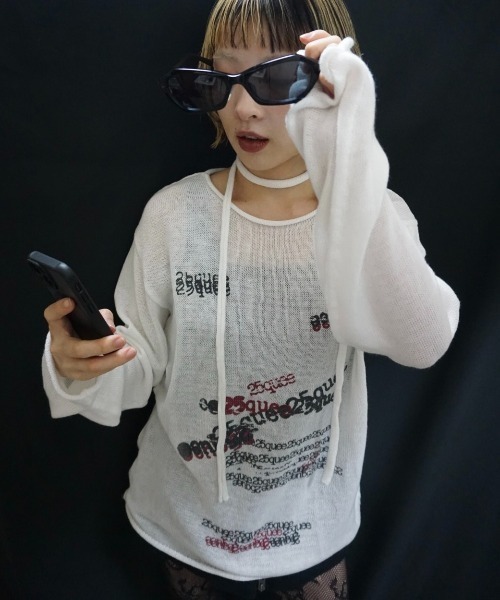 25quee】シアーロゴプリントニット/629967（ニット/セーター