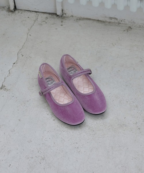 ROCKFISH WEATHERWEAR（ロックフィッシュウェザーウェア）の「NEW BELLA QUILTED MARYJANE（バレエシューズ・レディース・ダークブラウン/ネイビー/グレー/ブルー/ベージュ/パープル/ブラック/ラベンダー/グリーン・23.0cm/25.0cm/24.5cm/24.0cm/23.5cm/26.0cm/25.5cm）」の9枚目の写真