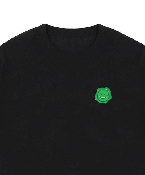 GRAVER（グレーバー）の「[ユニセックス]グリーンシーリングスモールドローイングスマイル半袖Tシャツ_ブラック（Tシャツ/カットソー・レディース・ブラック・SMALL/MEDIUM/LARGE）」の4枚目の写真