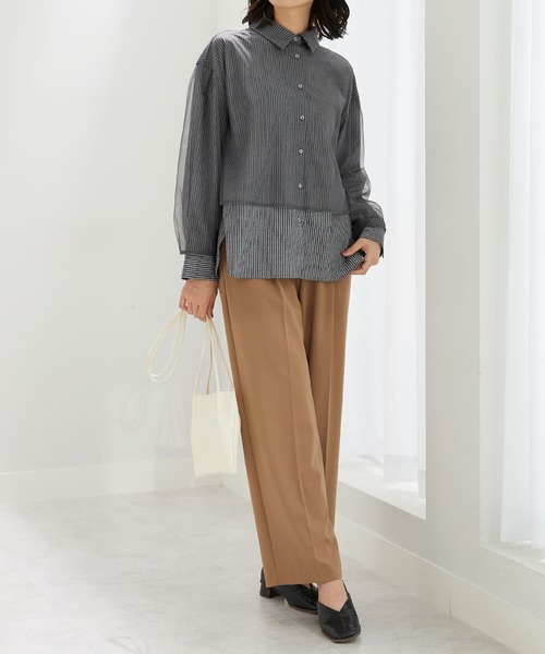 BELLUNA PLUS（ベルーナ）の「華やぎチュール重ねシャツブラウス（シャツ/ブラウス・レディース・ブルー系/イエロー/グレー系・LARGE/X-LARGE/MEDIUM）」の4枚目の写真