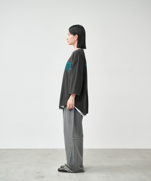 kha:ki（カーキ）の「「KHA:KI / カーキ」7th TEE -LOVE BEGETS LOVE-（Tシャツ/カットソー・レディース・ホワイト系5/ブラック/ホワイト系4・1）」の21枚目の写真