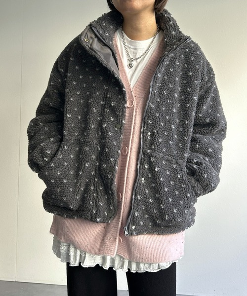 LAC-VERT（ラック・ヴェール）の「スタンドカラーハート柄ボアブルゾン（ブルゾン・レディース・ベージュ/チャコールグレー/アイボリー・FREE）」の15枚目の写真