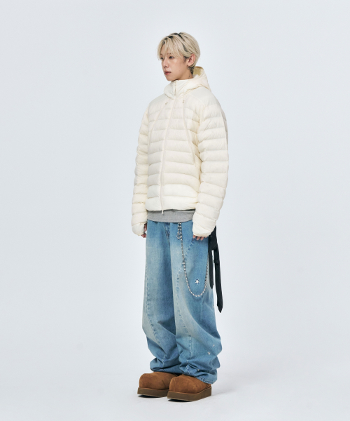 SCHISM INDUCING(スキズムインデューシング)の「STAR TWISTED JEANS BLUE(デニムパンツ・レディース・その他・MEDIUM/LARGE)」の14枚目の写真