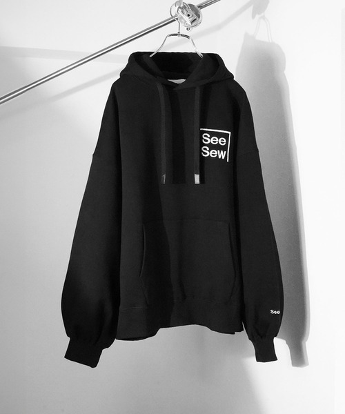 SeeSew（シーソー）の「【UNISEX】BOX LOGO HOODIE/ボックスロゴフーディ（パーカー・メンズ・ブラック/チャコールグレー/ブルー/ピンク・M/L）」の16枚目の写真