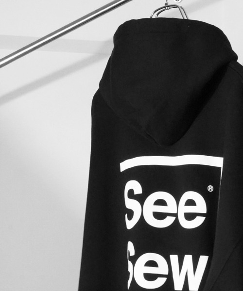 SeeSew（シーソー）の「【UNISEX】BOX LOGO HOODIE/ボックスロゴフーディ（パーカー・メンズ・ブラック/チャコールグレー/ブルー/ピンク・M/L）」の20枚目の写真