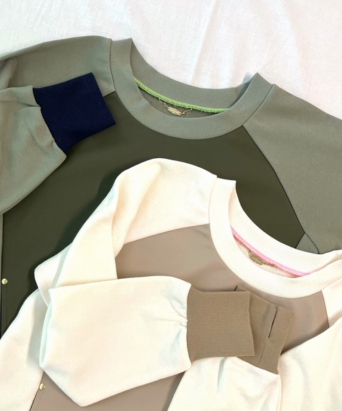 Q（キュー）の「フェイクレザープルオーバー（スウェット・レディース・カーキ/ベージュ・MEDIUM）」の13枚目の写真