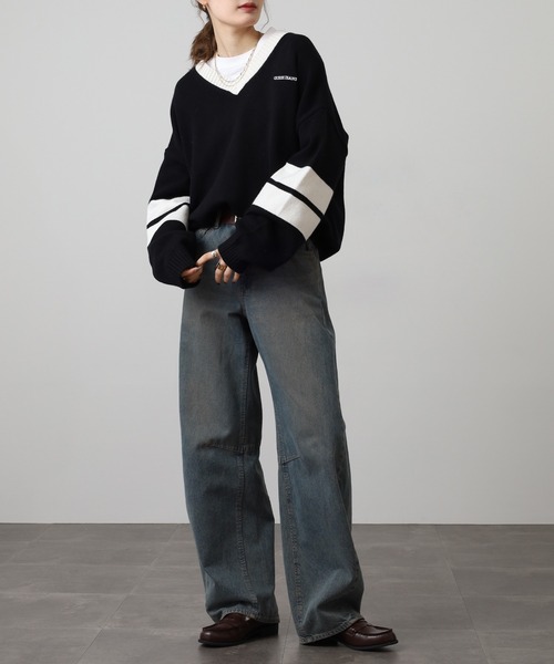 GUESS JEANS(ゲスジーンズ)の「GUESS JEANS ウール Vネックニットセーター(ニット/セーター・レディース・ブラック/クリーム・XS/S/M/L)」の8枚目の写真