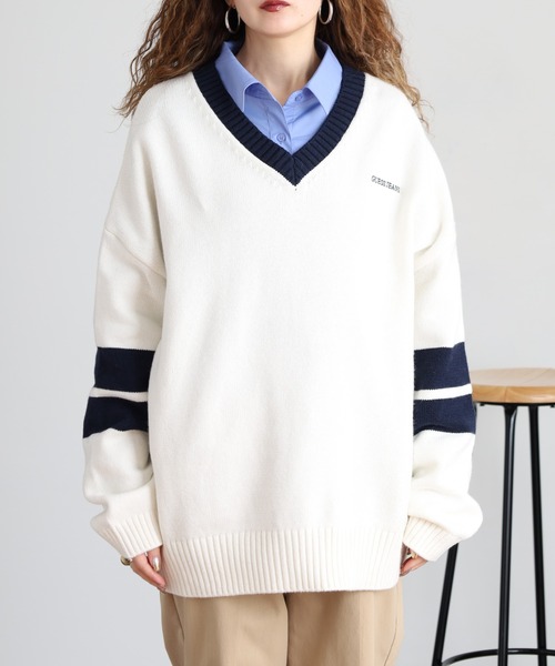 GUESS JEANS(ゲスジーンズ)の「GUESS JEANS ウール Vネックニットセーター(ニット/セーター・レディース・ブラック/クリーム・XS/S/M/L)」の15枚目の写真