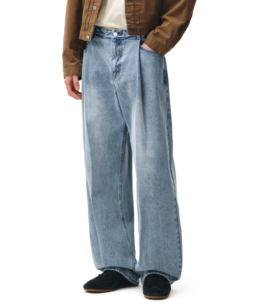 DECET(デケト)の「Deep Pleats Wide Jeans DCPT030LightBlue(デニムパンツ・レディース・その他・34/32/30/26/28)」の10枚目の写真