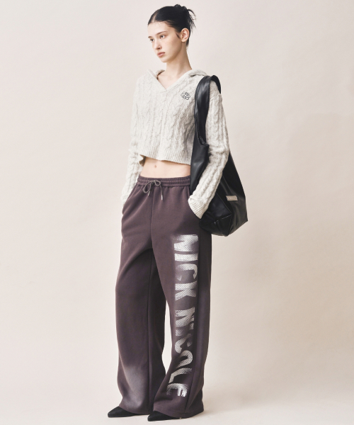 NICK&NICOLE（ニックアンドニコール）の「GRADATION LOGO SWEAT STRING PANTS_CHARCOAL（スウェットパンツ・レディース・その他・FREE）」の4枚目の写真