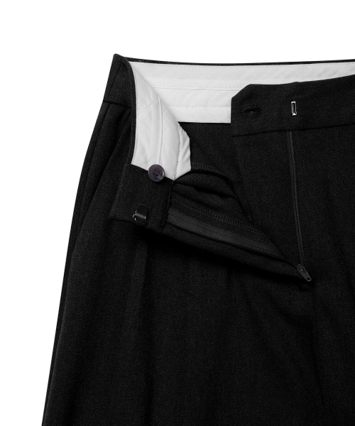 MICHIKO LONDON(ミチコ ロンドン)の「オータムツーピンタックワイドスラックスブラック(スラックス・レディース・その他・SMALL/MEDIUM/LARGE)」の4枚目の写真