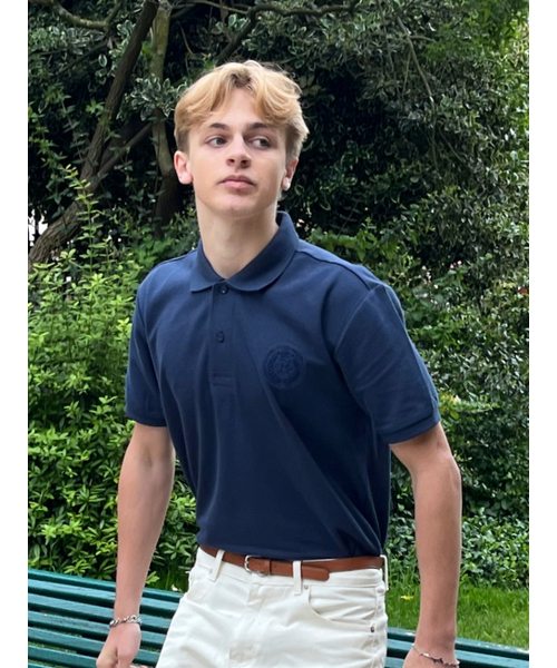 ROYAL CLUB HOLIDAY（ロイヤルクラブホリデー）の「RCH エンブレム ピケカラー 半袖Tシャツ ネイビー（ポロシャツ・メンズ・ネイビー・SMALL/MEDIUM/LARGE）」の2枚目の写真