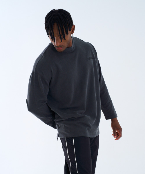TURTLEBACK(タートルバック)の「ピグメントオーバーサイズロングスリーブブラック (5カラー)(Tシャツ/カットソー・メンズ・その他・MEDIUM/LARGE/X-LARGE)」の4枚目の写真