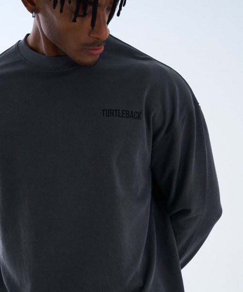 TURTLEBACK(タートルバック)の「ピグメントオーバーサイズロングスリーブブラック (5カラー)(Tシャツ/カットソー・メンズ・その他・MEDIUM/LARGE/X-LARGE)」の3枚目の写真