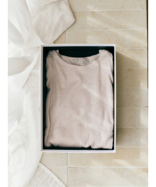 Yuje（ユジェ）の「BELLY TOP (6color, 2size)（Tシャツ/カットソー・レディース・チャコールグレー/ブラック/アイボリー/Beige/スカイブルー/ピンクベージュ・SMALL/MEDIUM）」の20枚目の写真