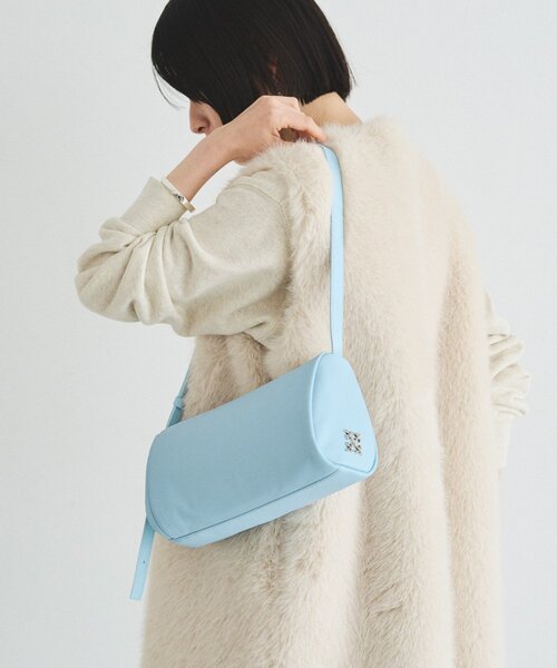 russet（ラシット）の「ソフトレザーロールショルダーバッグ（ショルダーバッグ・レディース・サックスブルー/ブラック/アイボリー/イエロー・FREE）」の3枚目の写真