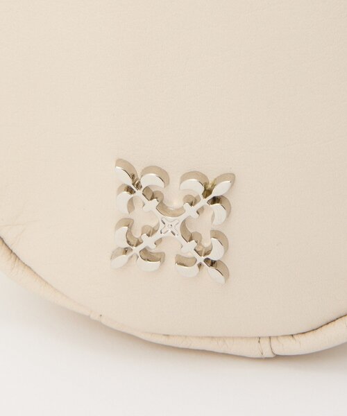 russet（ラシット）の「ソフトレザーロールショルダーバッグ（ショルダーバッグ・レディース・サックスブルー/ブラック/アイボリー/イエロー・FREE）」の10枚目の写真