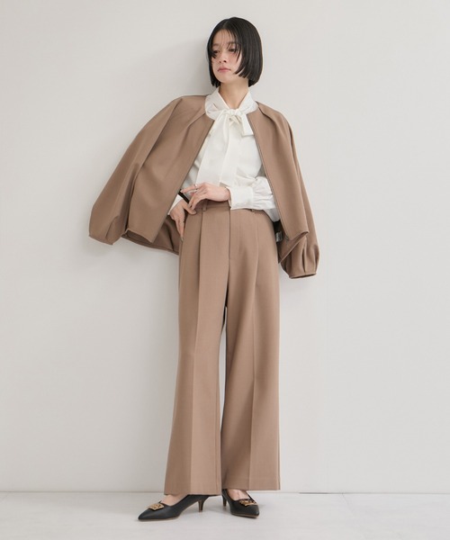 le cercle ADAM ET ROPE'(ルセルクルアダムエロペ)の「メタルパーツパンプス(パンプス・レディース・オフホワイト/ブラック・23.0cm/24.0cm/25.0cm)」の3枚目の写真