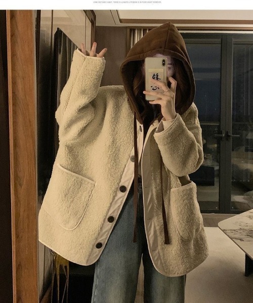 Ritzy(リッツィー)の「帽子切り替え フェイクムートンコート(ムートンコート・レディース・ベージュ/ブラウン/ブラック・M/L)」の19枚目の写真