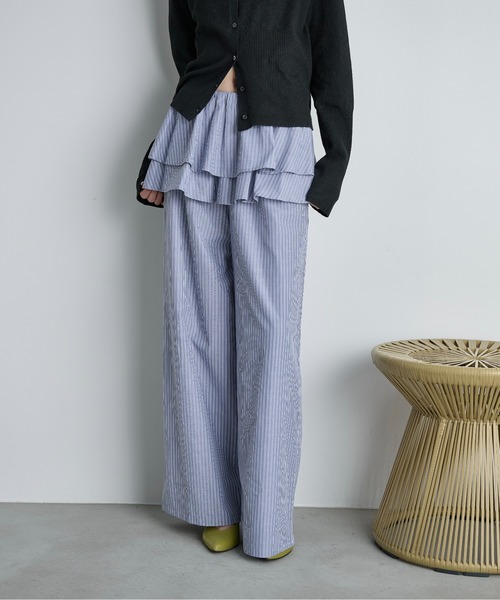 THE YOn(ザヨン)の「ラッフルベルトセットストライプイージーパンツ(その他パンツ・レディース・グレー/ウィート/サックスブルー・FREE)」の2枚目の写真