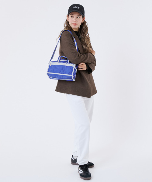 LeSportsac(レスポートサック)の「MINI DUFFEL CROSSBODY スペクテイターロイヤルブルー(ショルダーバッグ・レディース・ブルー・FREE)」の3枚目の写真