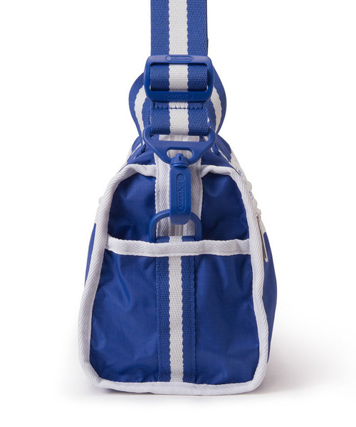 LeSportsac(レスポートサック)の「MINI DUFFEL CROSSBODY スペクテイターロイヤルブルー(ショルダーバッグ・レディース・ブルー・FREE)」の5枚目の写真
