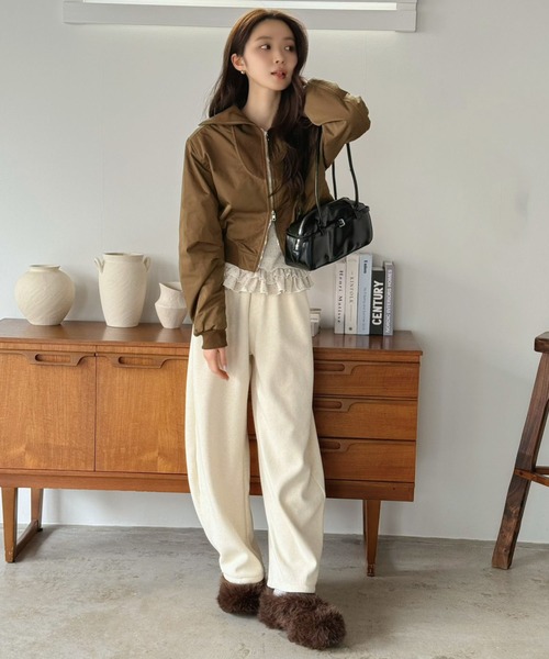 Jewelobe（ジュエローブ）の「ハイネックショートライトブルゾン（ブルゾン・レディース・アイボリー/ブラウン/ブラック・FREE）」の19枚目の写真