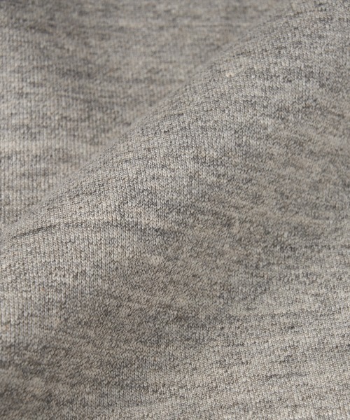 three dots(スリードッツ)の「スレンリサイクルコットン Tシャツ(Tシャツ/カットソー・メンズ・ライトグレー・SMALL/MEDIUM/LARGE)」の6枚目の写真