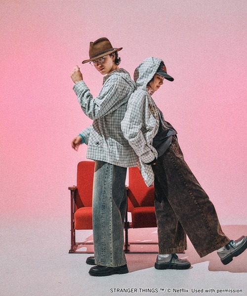 niko and...（ニコアンド）の「【STRANGER THINGS】コラボ チェックフードシャツ（シャツ/ブラウス・レディース・アイボリー/ブルー・FREE）」の5枚目の写真