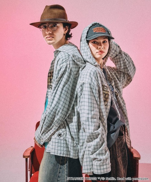 niko and...（ニコアンド）の「【STRANGER THINGS】コラボ チェックフードシャツ（シャツ/ブラウス・レディース・アイボリー/ブルー・FREE）」の9枚目の写真