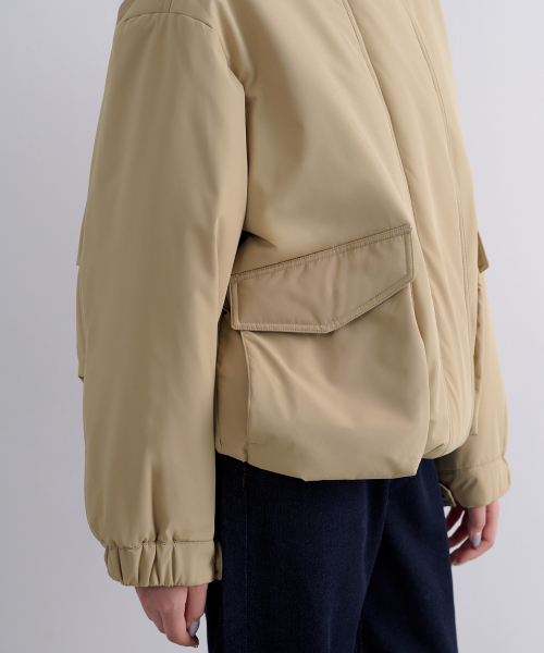 MUSINSA STANDARD WOMAN（ムシンサスタンダードウーマン）の「ウィメンズフェイクシアリングカラー パディングジャケット [ベージュ/クリーム]（ダウンジャケット/コート・レディース・その他・X-SMALL/SMALL/MEDIUM/LARGE）」の6枚目の写真