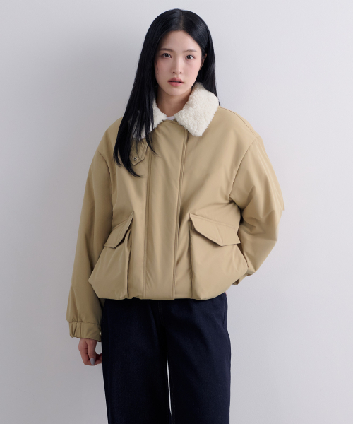 MUSINSA STANDARD WOMAN（ムシンサスタンダードウーマン）の「ウィメンズフェイクシアリングカラー パディングジャケット [ベージュ/クリーム]（ダウンジャケット/コート・レディース・その他・X-SMALL/SMALL/MEDIUM/LARGE）」の11枚目の写真