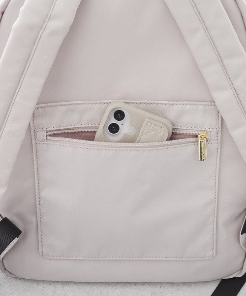 Maison de FLEUR（メゾンドフルール）の「撥水加工キャリーオンリュック（バックパック/リュック・レディース・ピンク系その他/ブラック・FREE）」の11枚目の写真