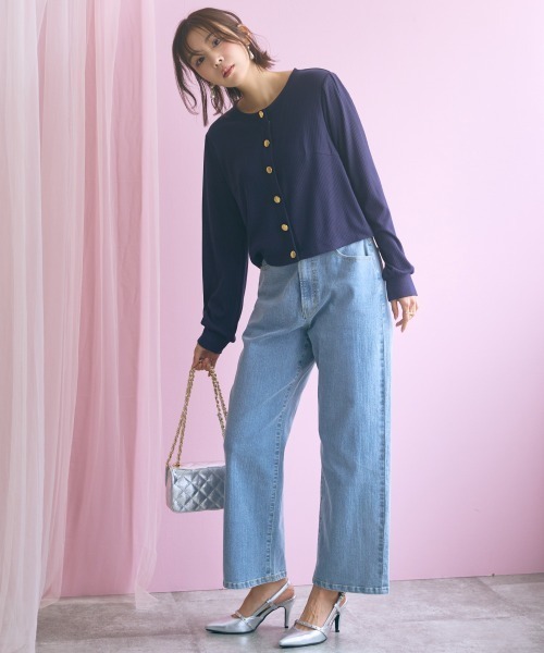 marun（マルン）の「＜大きいサイズ＞ノーカラーゴールドボタンカーディガン marun（カーディガン/ボレロ・レディース・ピンク/ネイビー・4L/3L/LL/L/5L）」の8枚目の写真