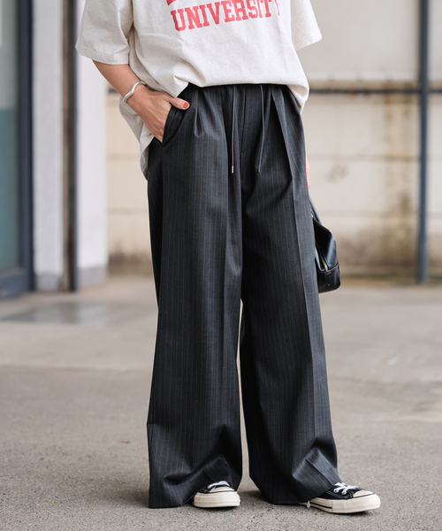 FRAMeWORK（フレームワーク）の「TWストライプワイドパンツ（スラックス・レディース・チャコールグレー/ネイビー・36/38）」の6枚目の写真
