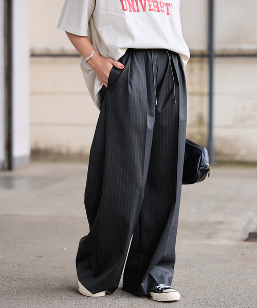 FRAMeWORK（フレームワーク）の「TWストライプワイドパンツ（スラックス・レディース・チャコールグレー/ネイビー・36/38）」の8枚目の写真