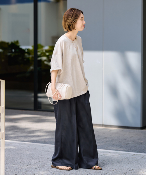 FRAMeWORK（フレームワーク）の「TWストライプワイドパンツ（スラックス・レディース・チャコールグレー/ネイビー・36/38）」の11枚目の写真