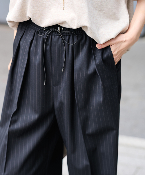 FRAMeWORK（フレームワーク）の「TWストライプワイドパンツ（スラックス・レディース・チャコールグレー/ネイビー・36/38）」の15枚目の写真