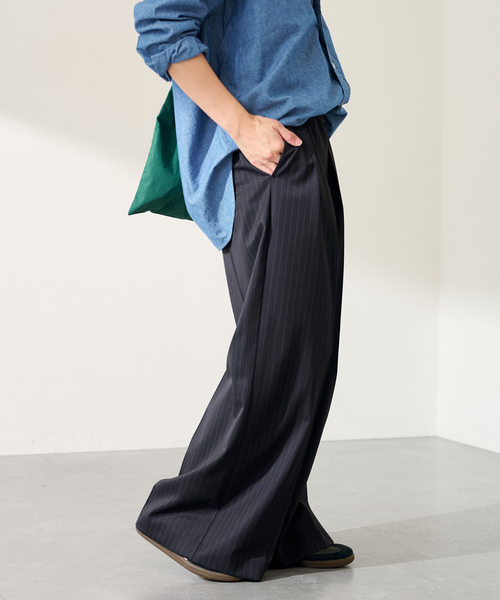 FRAMeWORK（フレームワーク）の「TWストライプワイドパンツ（スラックス・レディース・チャコールグレー/ネイビー・36/38）」の22枚目の写真