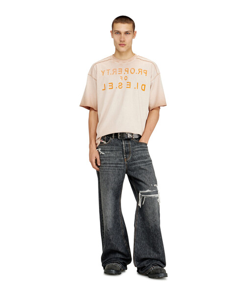 DIESEL(ディーゼル)の「メンズ Tシャツ T-LOOK(Tシャツ/カットソー・メンズ・ベージュ系その他/グレー系その他・X-SMALL/XX-LARGE/SMALL/MEDIUM/X-LARGE/LARGE/XXX-LARGE)」の5枚目の写真