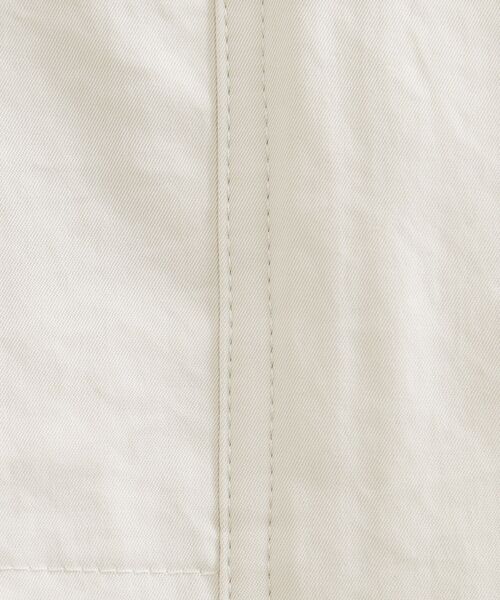 grove（グローブ）の「【撥水／シルエット2WAY】羽織るだけでサマになる、スタンドネックテントラインコート（その他アウター・レディース・オフホワイト/ブラック/ベージュ・03/02/05/04/01）」の5枚目の写真